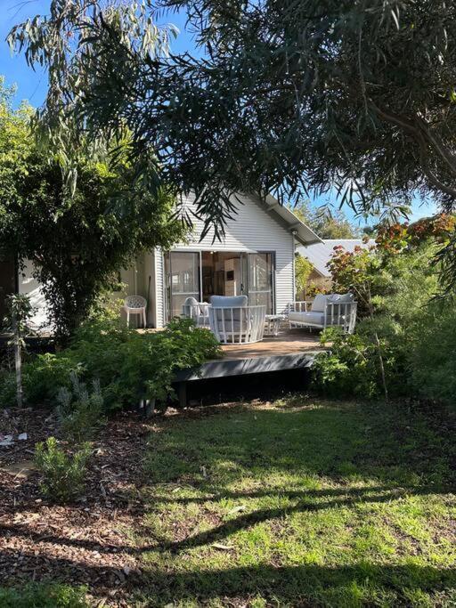 White Pebble - Stylishly Curated 4 Bedroom Home Quindalup Exterior foto